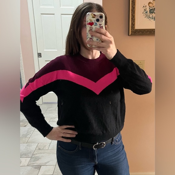 💯 cashmere sweater by 27 Miles Malibu pink burgundy black ski inspired print - Picture 3 of 7